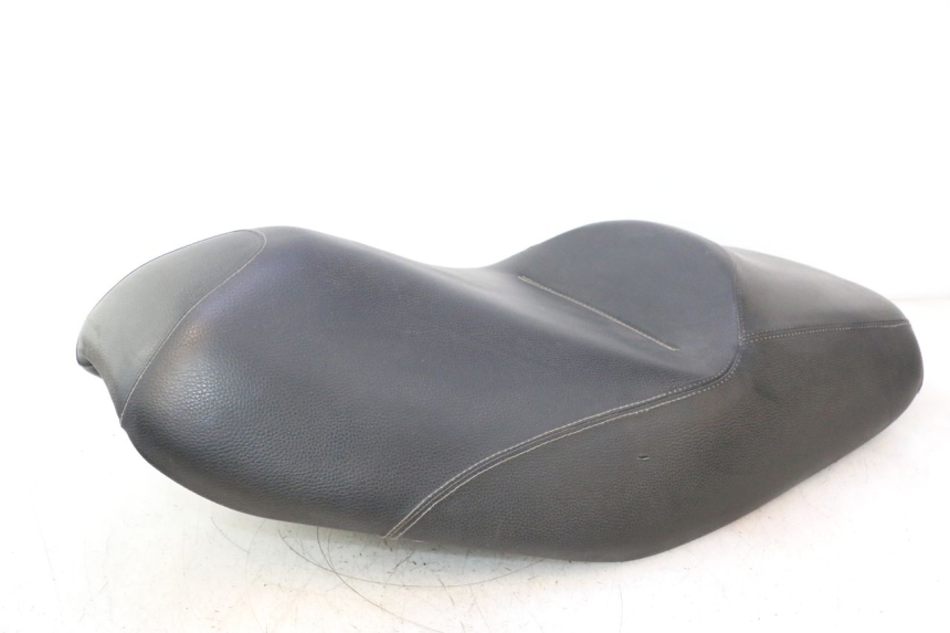 photo de SELLE PIAGGIO MP3 500 (2011 - 2015) - Détails caractéristiques