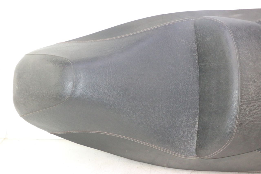 photo de SELLE PIAGGIO MP3 500 (2016 - 2018) - Détail de la pièce