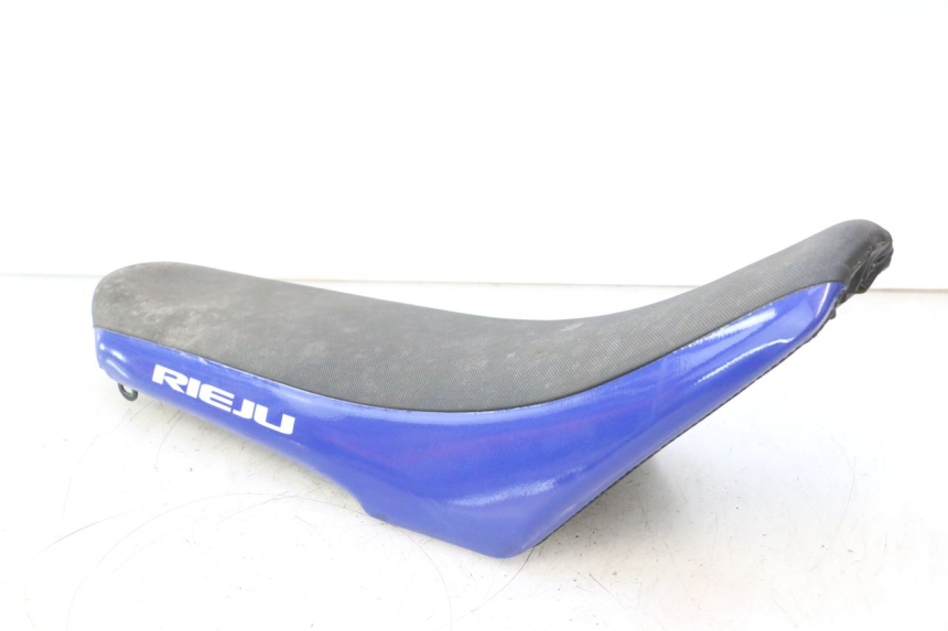 photo de SELLE RIEJU MRT PRO SUPERMOTARD 50 (2007 - 2018) - Gros plan technique