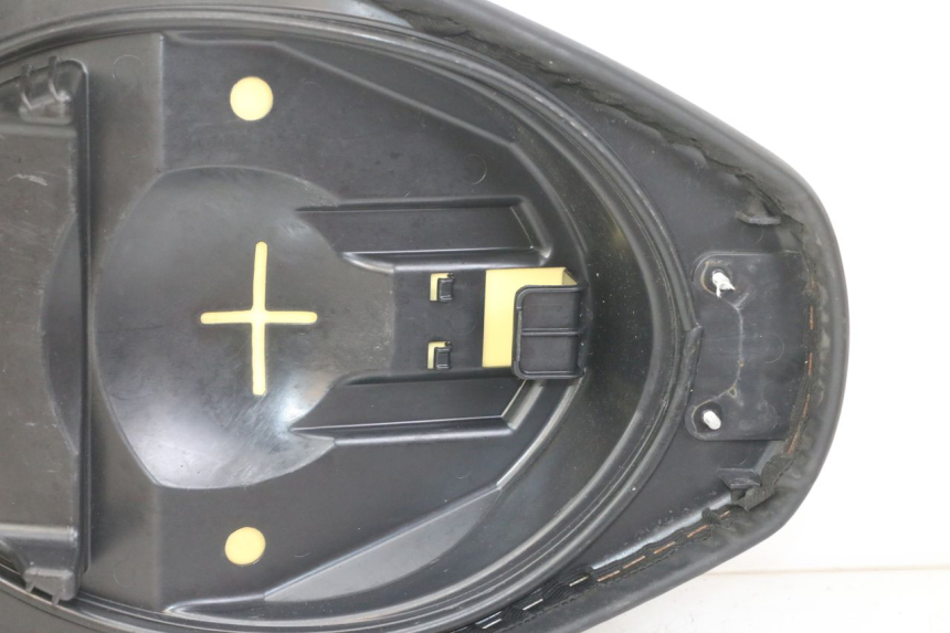 photo de SELLE YAMAHA NEO'S NEOS 2T EASY 50 (2013 - 2016) - Zoom composants