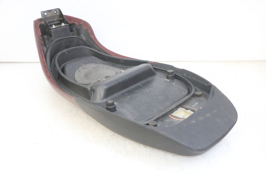 photo de SELLE KYMCO LIKE 4T 50 (2019 - 2025) - Détails caractéristiques