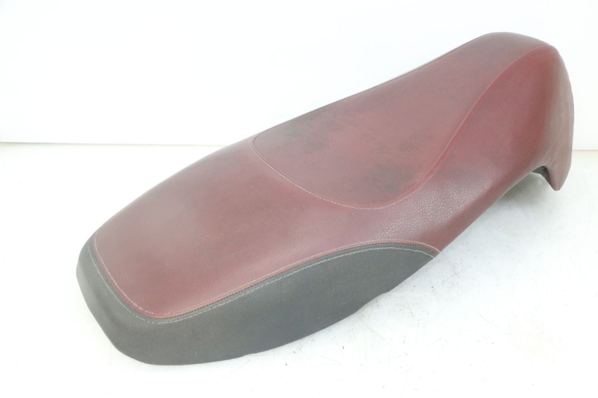 photo de SELLE KYMCO LIKE 4T 50 (2019 - 2025) - Points de fixation