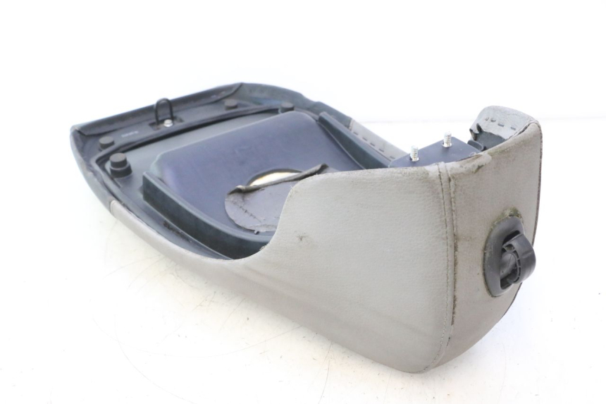 photo de SELLE KYMCO LIKE 4T 50 (2019 - 2025) - Gros plan technique