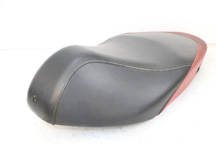 photo de SELLE PIAGGIO NEW TYPHOON 50 (2018 - 2021) - Zoom composants