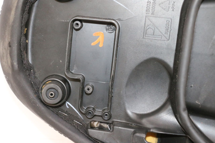 photo de SELLE PIAGGIO NEW TYPHOON 50 (2018 - 2021) - Autre angle de vue