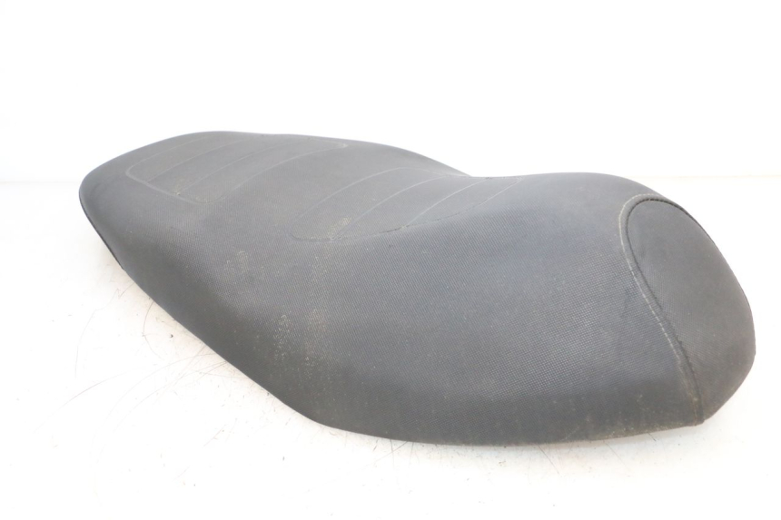 photo de SELLE PIAGGIO NEW TYPHOON 50 (2010 - 2017) - Inspection visuelle