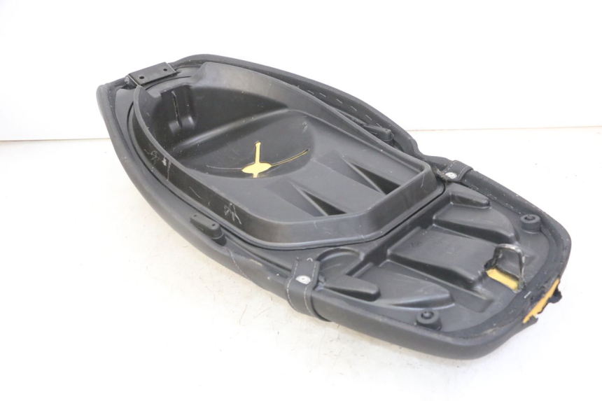 photo de SELLE PIAGGIO NRG POWER PUREJET 50 (2018 - 2021)