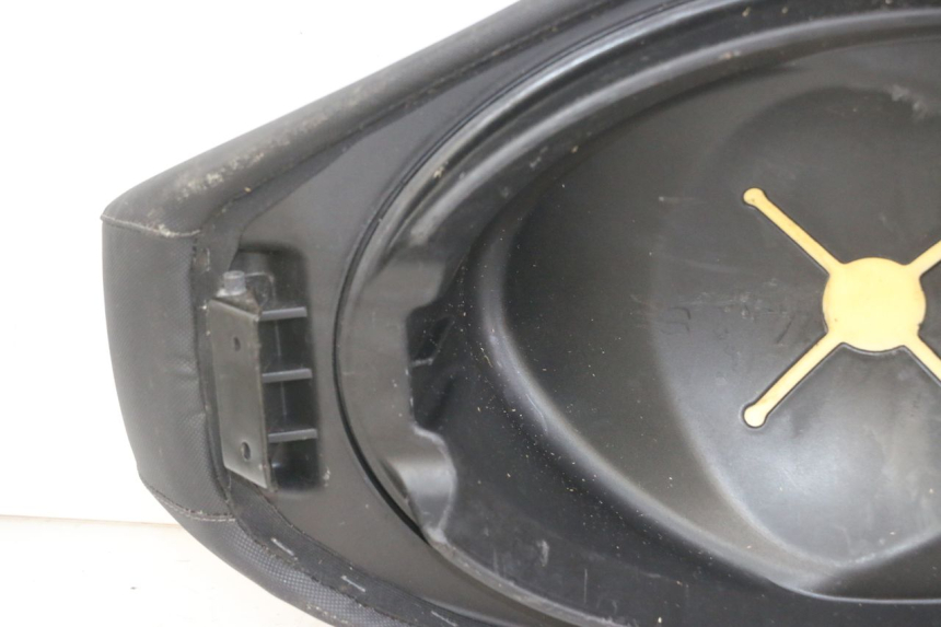 photo de SELLE PIAGGIO NRG POWER PUREJET 50 (2018 - 2021)