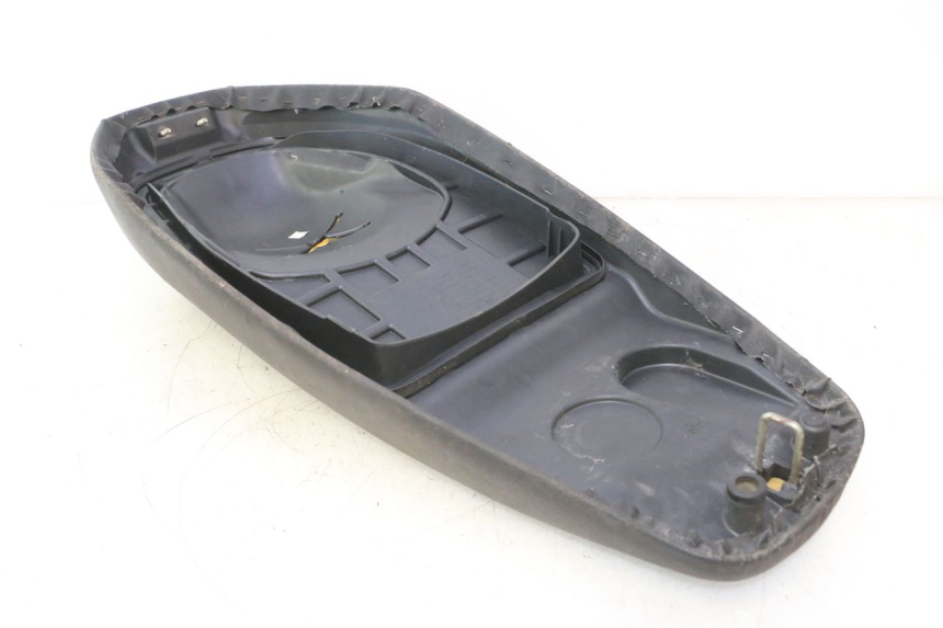 photo de SELLE SYM ORBIT 2 4T 50 (2008 - 2017) - État de surface