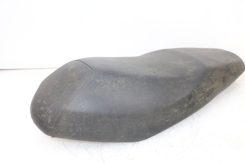 photo de SELLE SYM ORBIT 2 50 (2008 - 2014) - Marquages et références