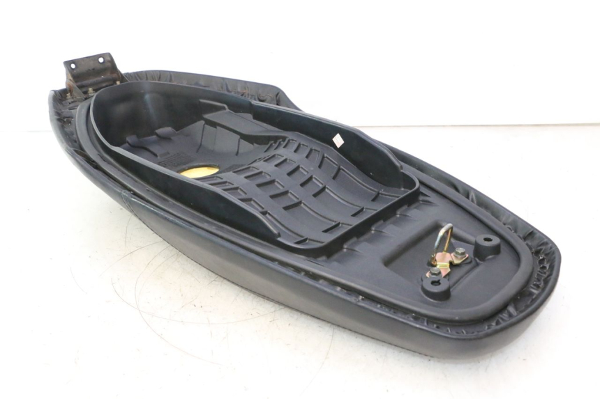 photo de SELLE SYM ORBIT III 3 4T 50 (2021 - 2025) - Marquages et références
