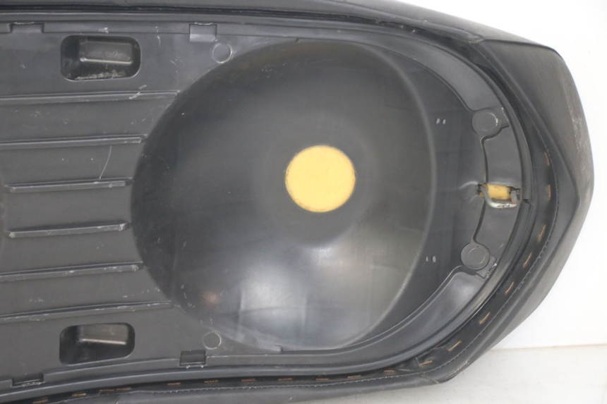 photo de SELLE PEUGEOT GEOPOLIS RS 125 (2007 - 2009)