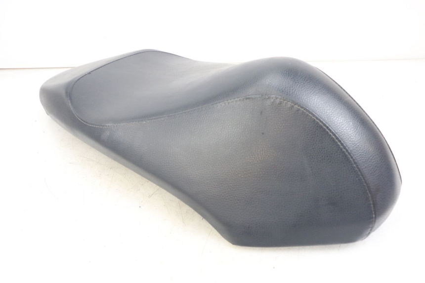 photo de SELLE PEUGEOT KISBEE 2T 50 (2018 - 2022)
