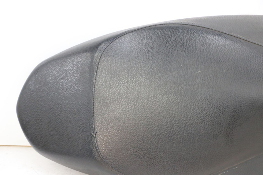 photo de SELLE PEUGEOT KISBEE 2T 50 (2018 - 2022)