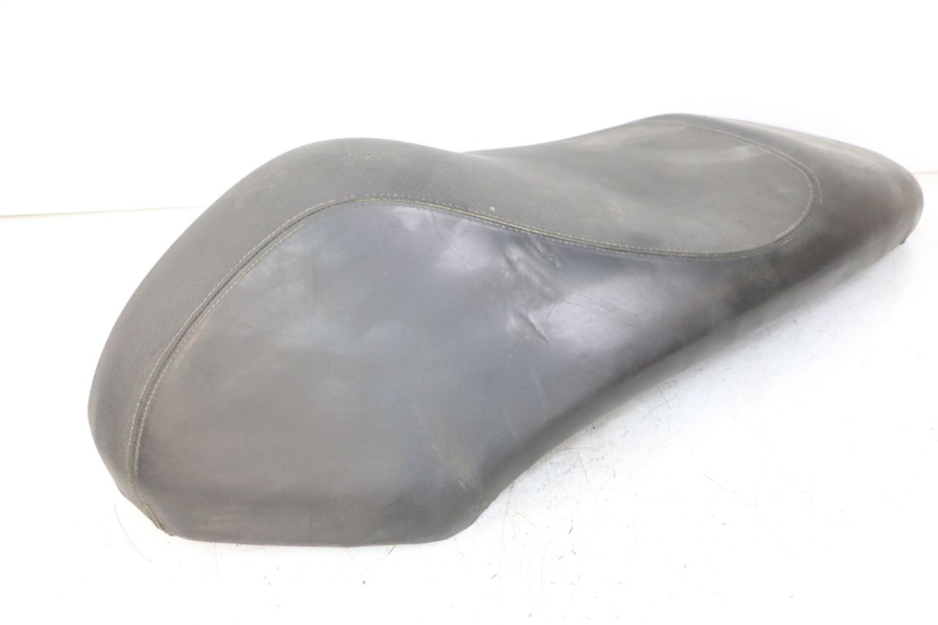 photo de SELLE PEUGEOT KISBEE 2T 50 (2010 - 2017)