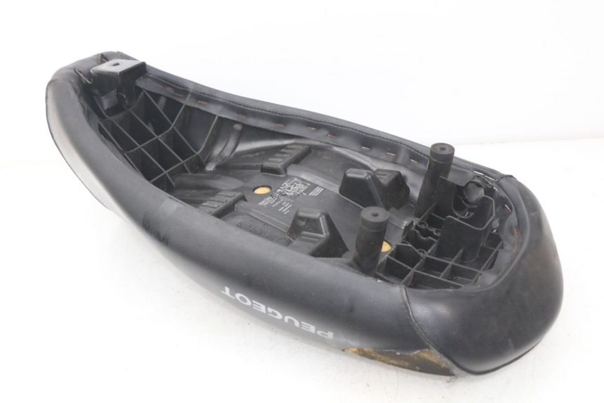 photo de SELLE PEUGEOT LUDIX 50 (2005 - 2007)