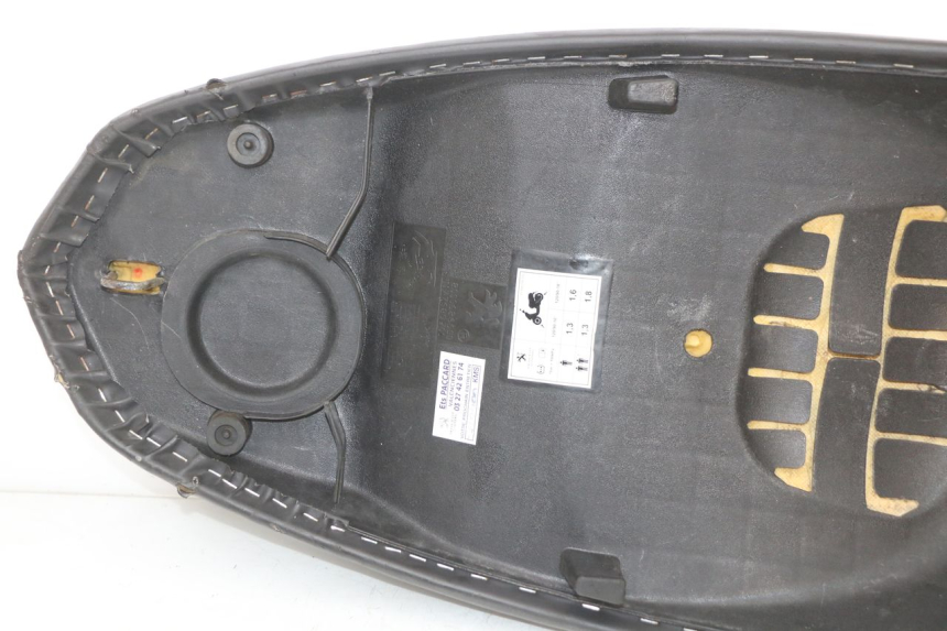 photo de SELLE PEUGEOT STREETZONE I 2T 50 (2018 - 2020)