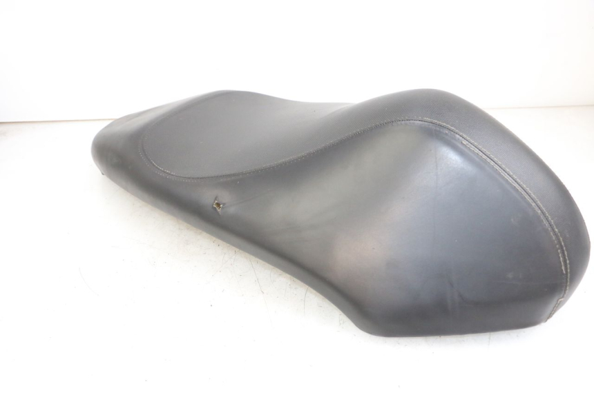 photo de SELLE PEUGEOT STREETZONE I 2T 50 (2018 - 2020)