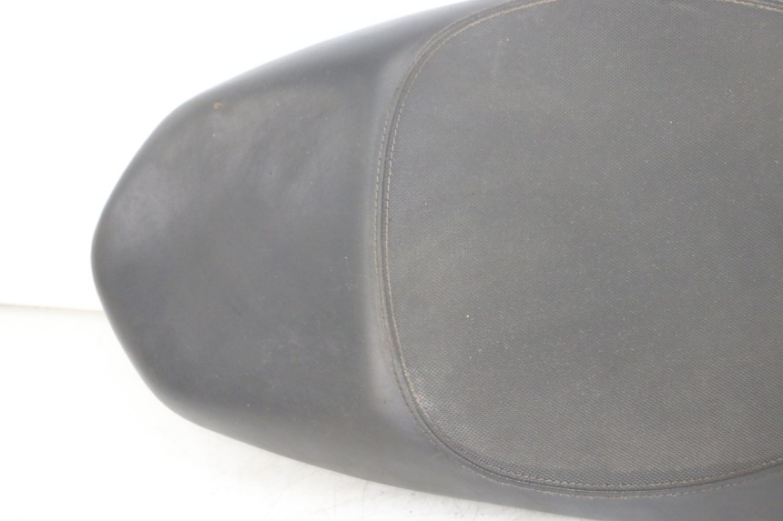 photo de SELLE PEUGEOT STREETZONE I 2T 50 (2018 - 2020)