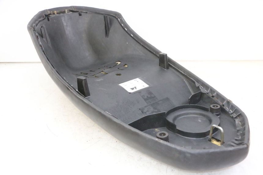 photo de SELLE PEUGEOT STREETZONE I 2T 50 (2018 - 2020)