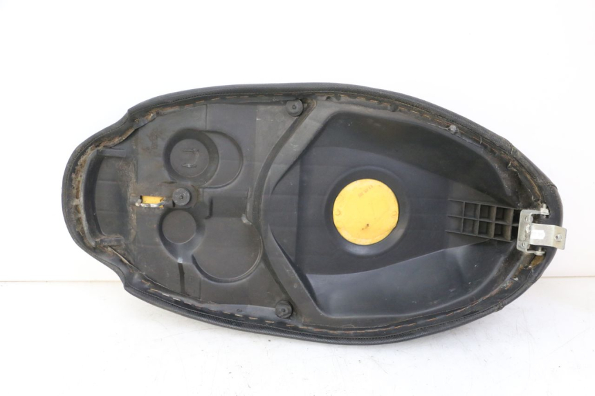 photo de SELLE PEUGEOT TREKKER TKR 50 (2005 - 2014)