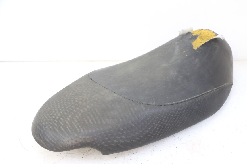 photo de SELLE PEUGEOT TREKKER TKR 50 (2005 - 2014)