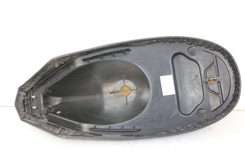 photo de SELLE PEUGEOT VIVACITY 125 (2010 - 2017)