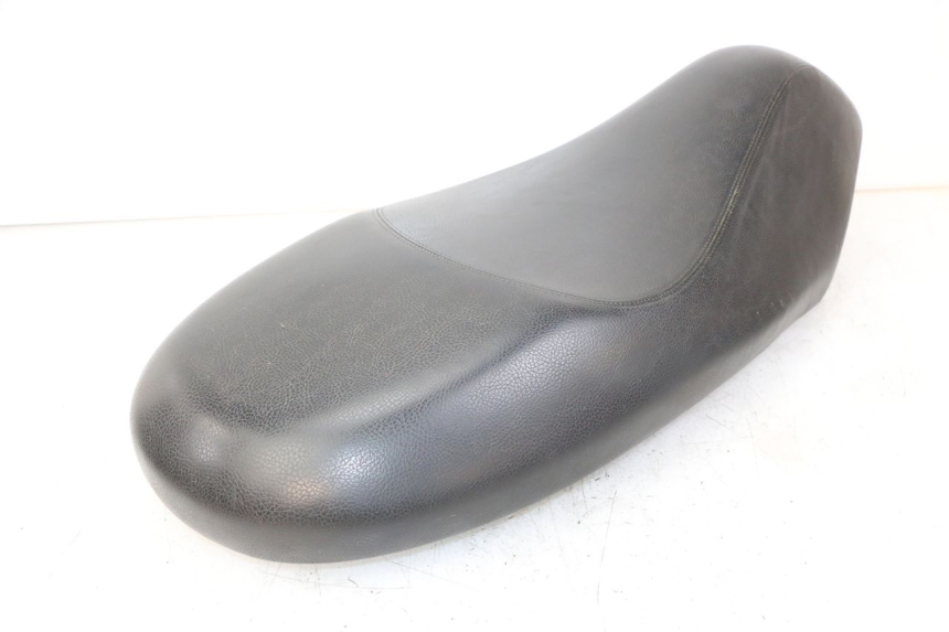 photo de SELLE PEUGEOT VIVACITY 125 (2010 - 2017)