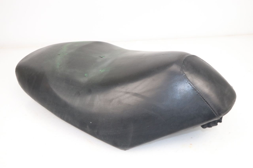 photo de SELLE PEUGEOT VIVACITY 50 (1998 - 2003)