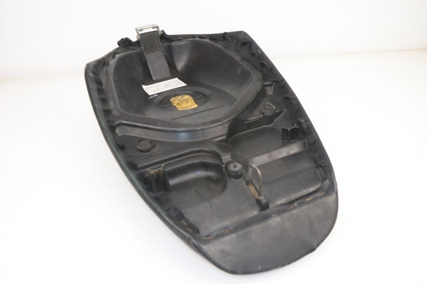 photo de SELLE PEUGEOT VIVACITY 50 (1998 - 2003)
