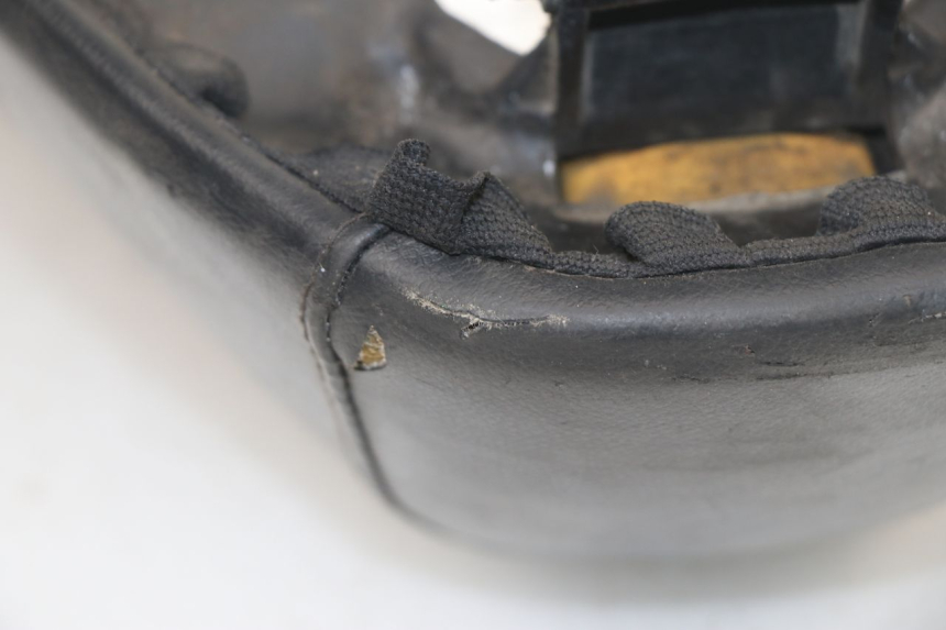 photo de SELLE PEUGEOT VIVACITY 50 (1998 - 2003)