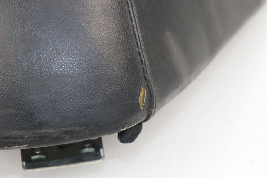 photo de SELLE PEUGEOT VIVACITY 50 (1998 - 2003)