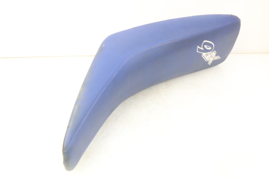 photo de SELLE PEUGEOT XP6 50 (2006 - 2011)