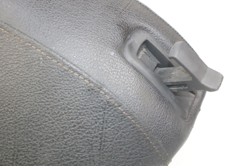 photo de SELLE PIAGGIO FLY 4T 50 (2013 - 2017)