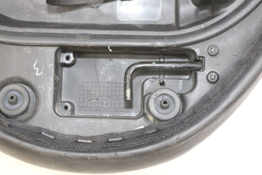 photo de SELLE PIAGGIO FLY 4T 50 (2013 - 2017)