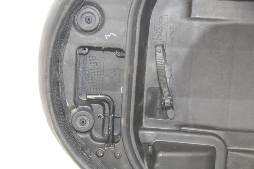 photo de SELLE PIAGGIO FLY 4T 50 (2013 - 2017)