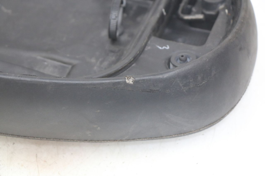photo de SELLE PIAGGIO FLY 4T 50 (2013 - 2017)