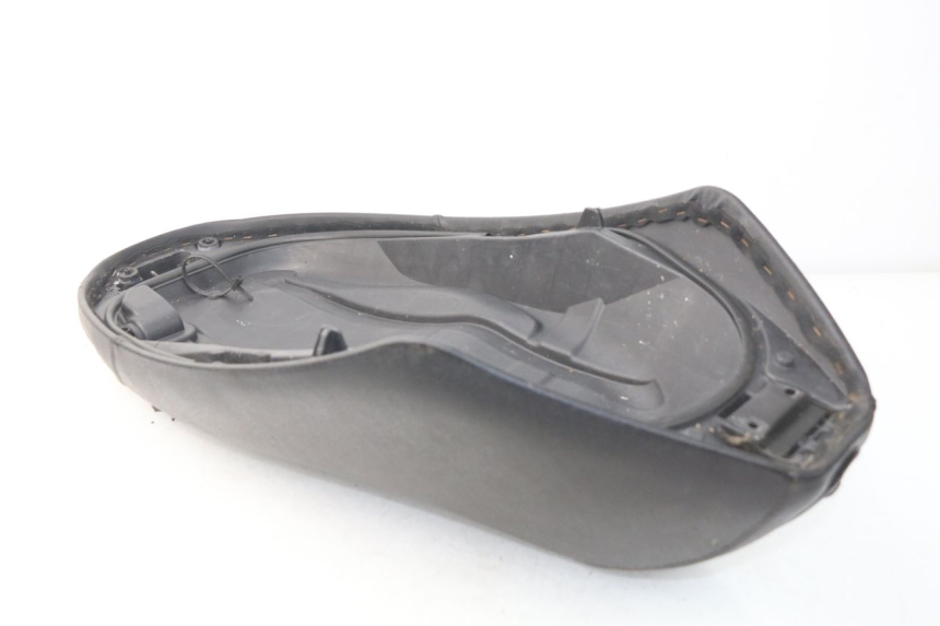 photo de SELLE PIAGGIO FLY IE 125 (2012 - 2017)