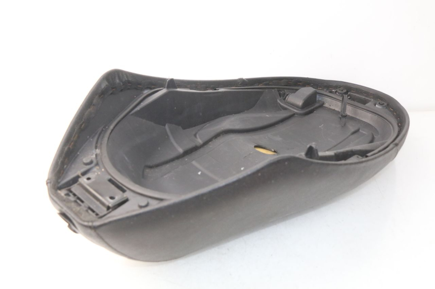 photo de SELLE PIAGGIO FLY IE 125 (2012 - 2017)