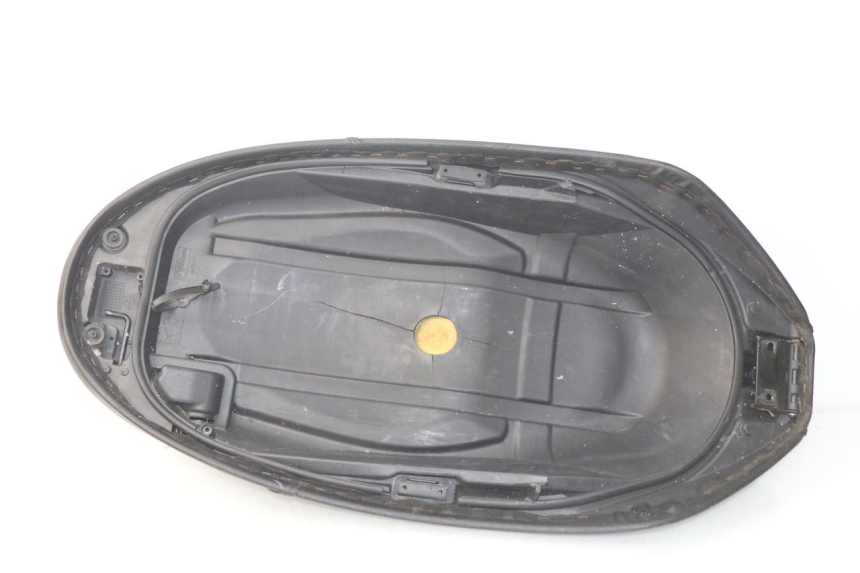 photo de SELLE PIAGGIO FLY IE 125 (2012 - 2017)