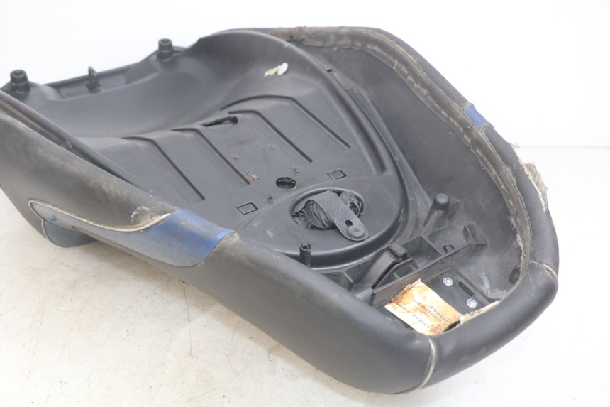 photo de SELLE PIAGGIO MP3 LT 400 (2007 - 2012)
