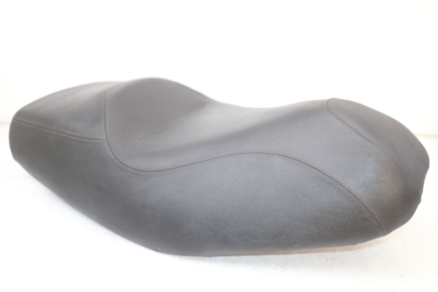 photo de SELLE PIAGGIO MP3 LT 400 (2007 - 2012)