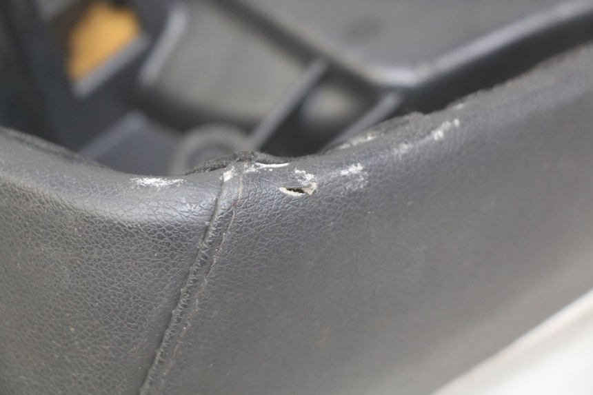photo de SELLE PIAGGIO VESPA GTS SUPER IE 125 (2009 - 2016)