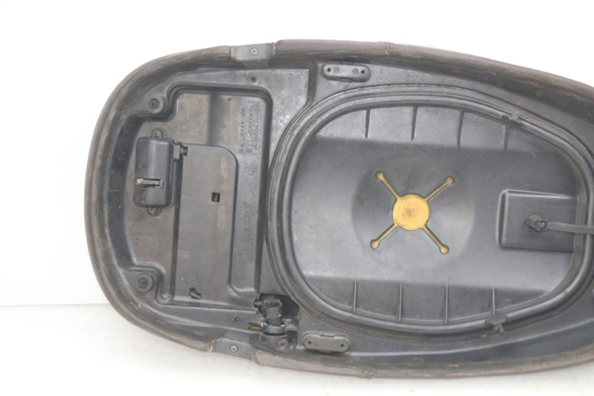 photo de SELLE PIAGGIO VESPA LX 2T 50 (2005 - 2013)
