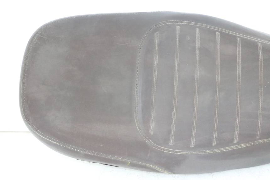 photo de SELLE PIAGGIO VESPA LX IE 125 (2010 - 2012)