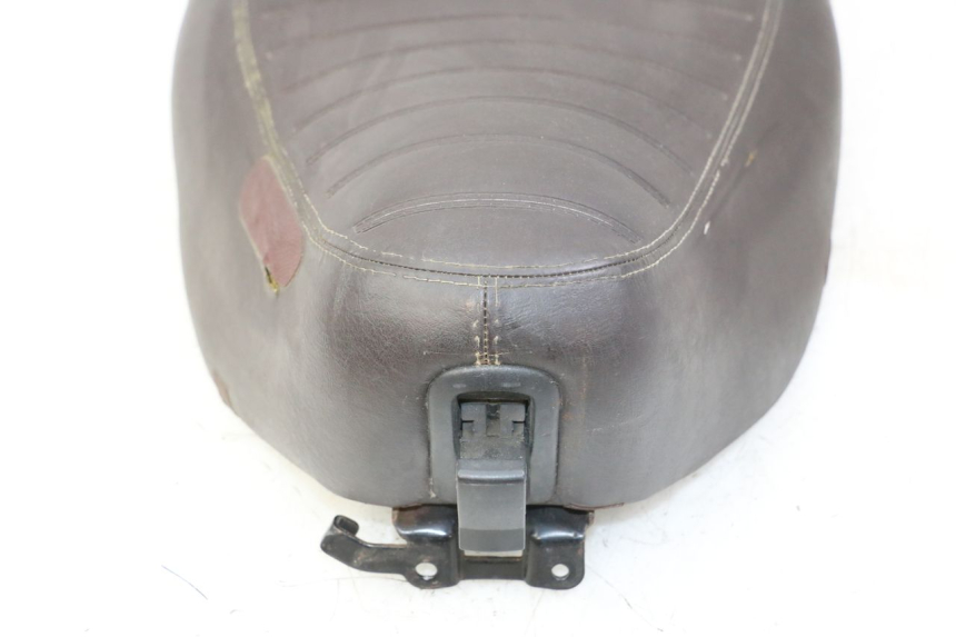 photo de SELLE PIAGGIO VESPA LX IE 125 (2010 - 2012)