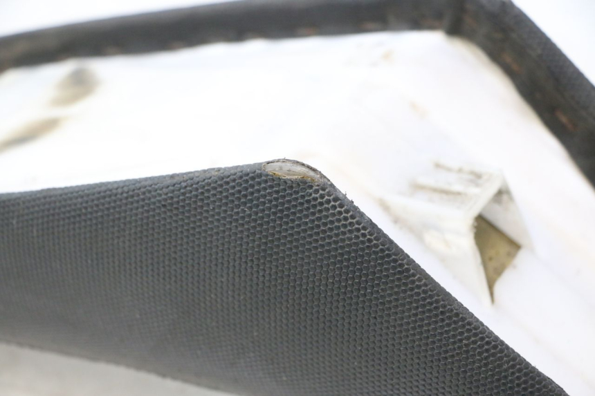 photo de SELLE APOLLO RFZ 140 - Marquages et références