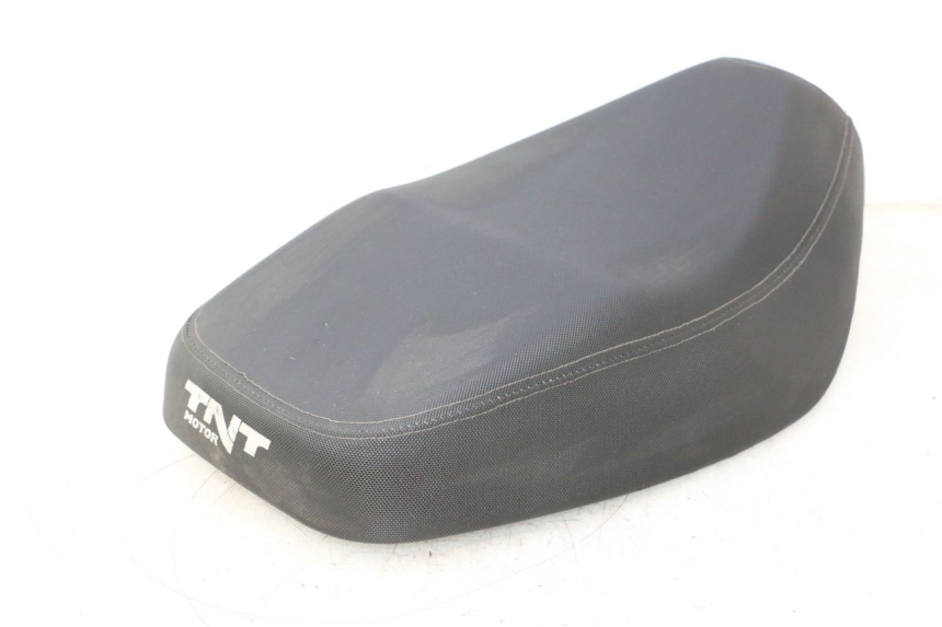 photo de SELLE TNT MOTOR ROMA 12' 2T 50 (2007 - 2018) - Marquages et références