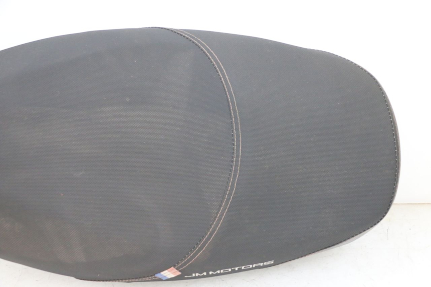 photo de SELLE JM MOTORS SANTANA EVO 50 (2024 - 2026) - Détails caractéristiques