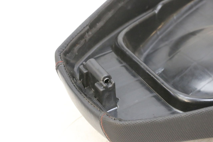 photo de SELLE JM MOTORS SANTANA EVO 50 (2024 - 2026) - Zoom état d’usage